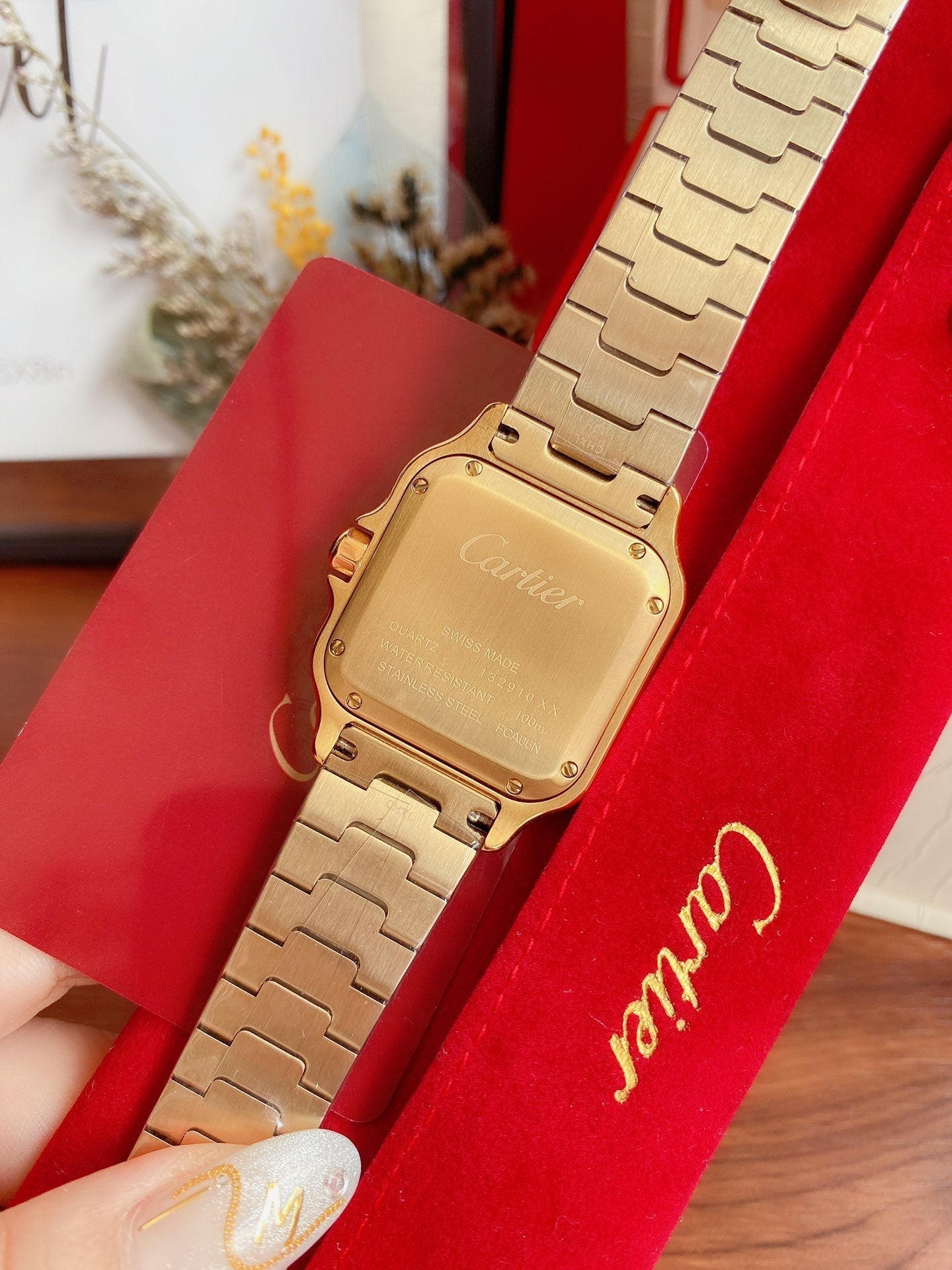 CARTIER SANTOS LADY 35MM QUARTZ 35MM GOLD DIAMOND