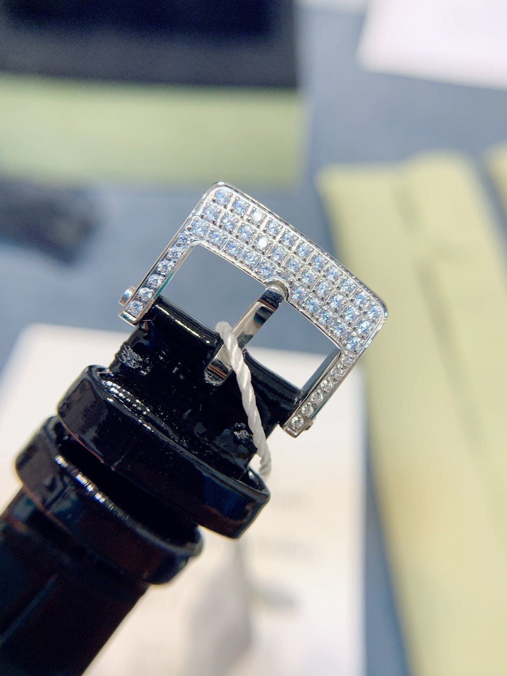 VAN CLEEF & ARPELS LADY ARPELS LOVER BRIDGE BLACK CROCODILE