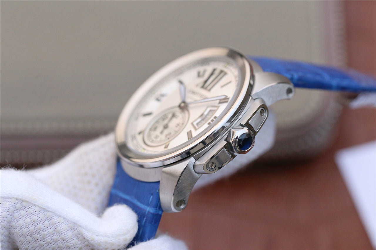 CARTIER CALIBRE DIVER 42 AUTOMATIC STEEL CASE WHITE DIAL